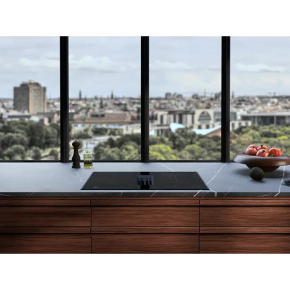 AEG TCH74B01FB (Kaitlentė su integruotu gartraukiu)