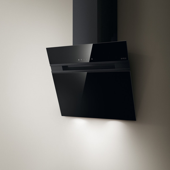 Elica STRIPE @ BL/A/60 (Gartraukis)