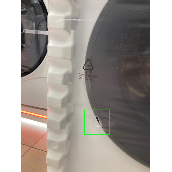 BOSCH WGG244ZTSN (Skalbimo mašina) su tr. pažeidimu