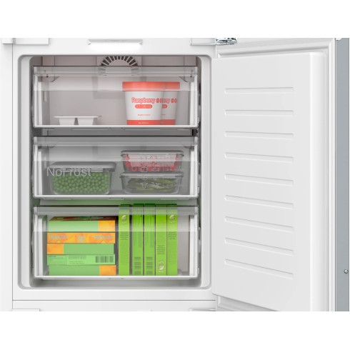 BOSCH KIN96ADC0 (Šaldytuvas)